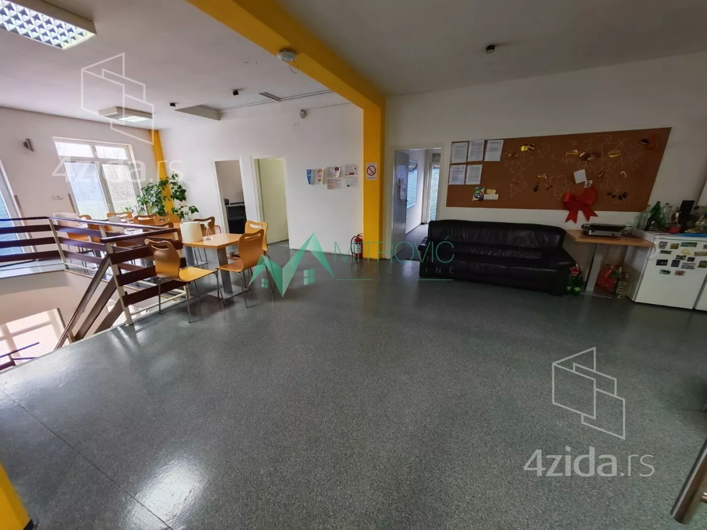 Poslovni prostor | 4zida