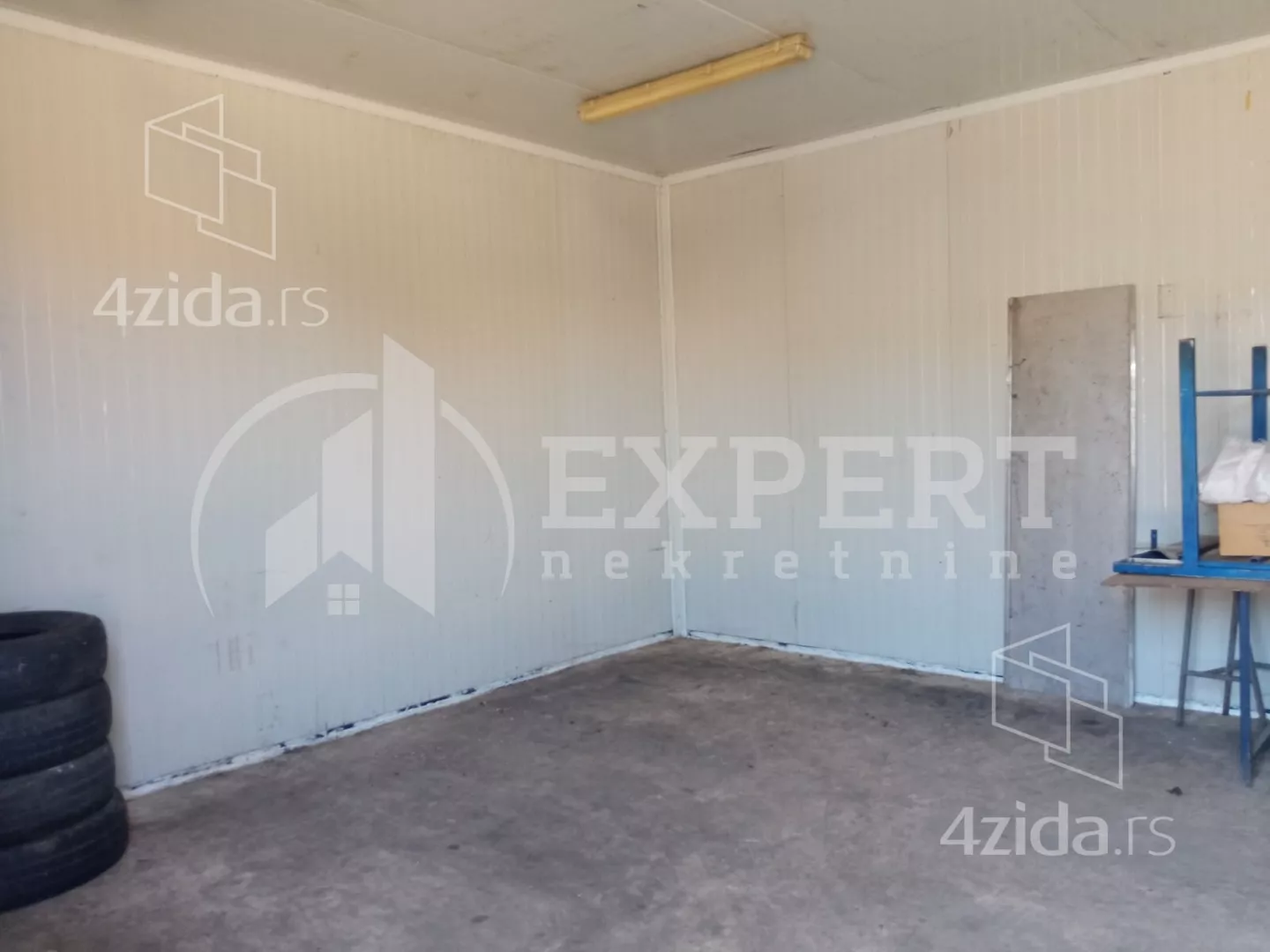 Lokal | 4zida