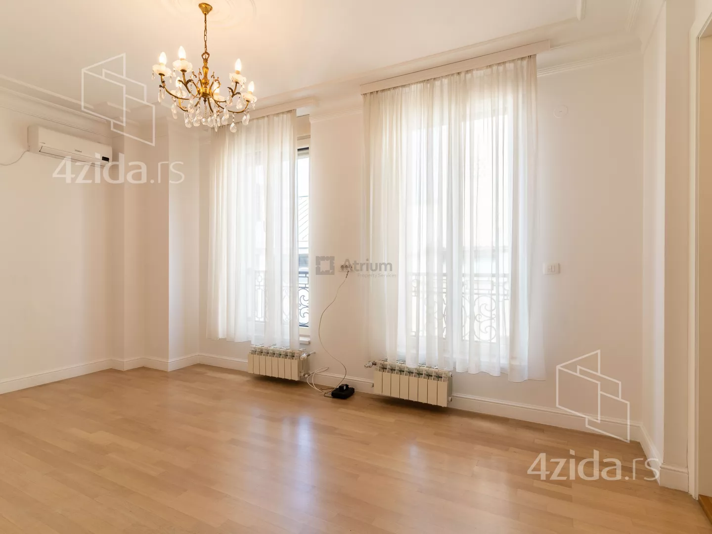 Šestosoban stan | 4zida