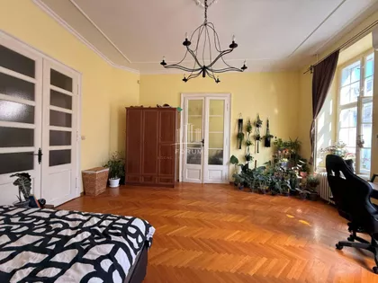 Stari Grad | 4zida.rs