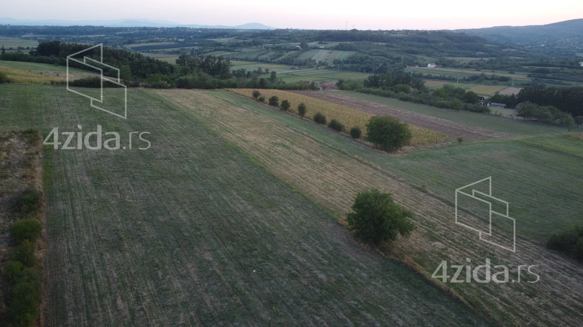 Građevinsko zemljište | 4zida