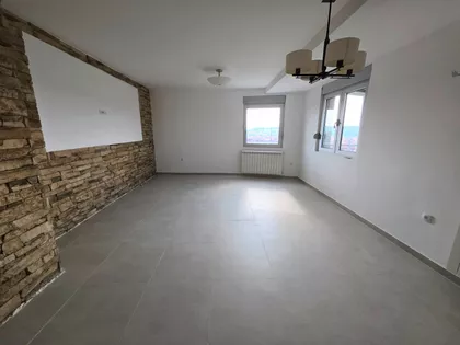 Vašarište | 4zida.rs