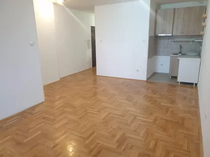 Bulevar Patrijarha Pavla (Somborski Bulevar) | 4zida.rs