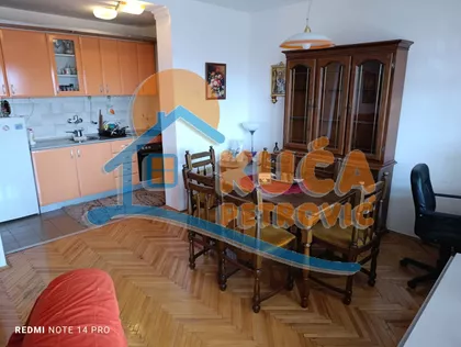 Ruža | 4zida.rs