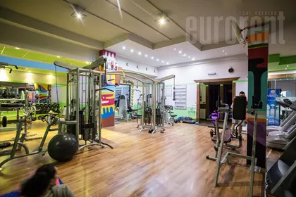 ŽARKOVO CENTAR | 4zida.rs