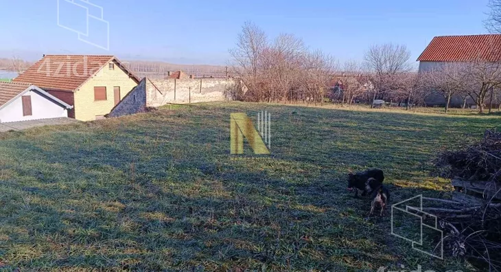 Plac | 4zida