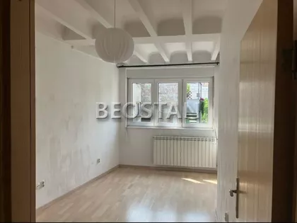 Kapetan Mišina | 4zida.rs