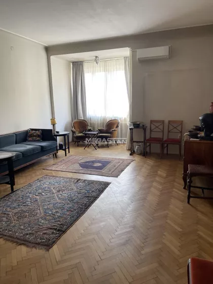 Trg Nikole Pašića | 4zida.rs