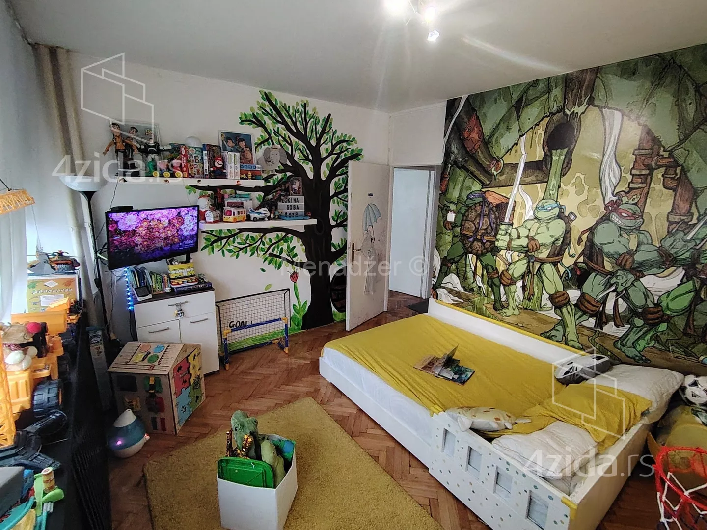 Troiposoban stan | 4zida