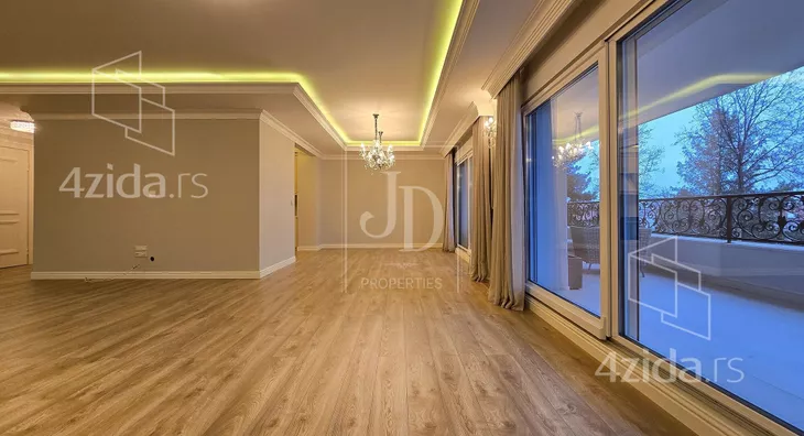 Petosoban stan | 4zida