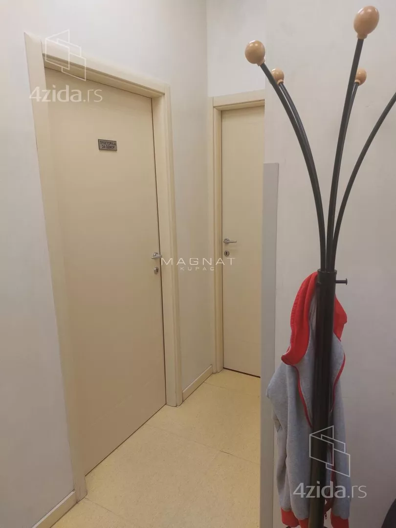 Lokal | 4zida