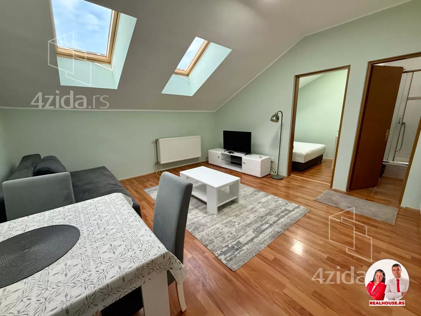 Jednoiposoban stan | 4zida