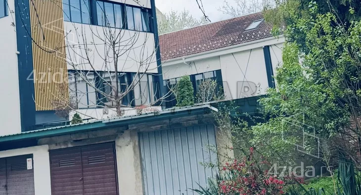 Garaža | 4zida