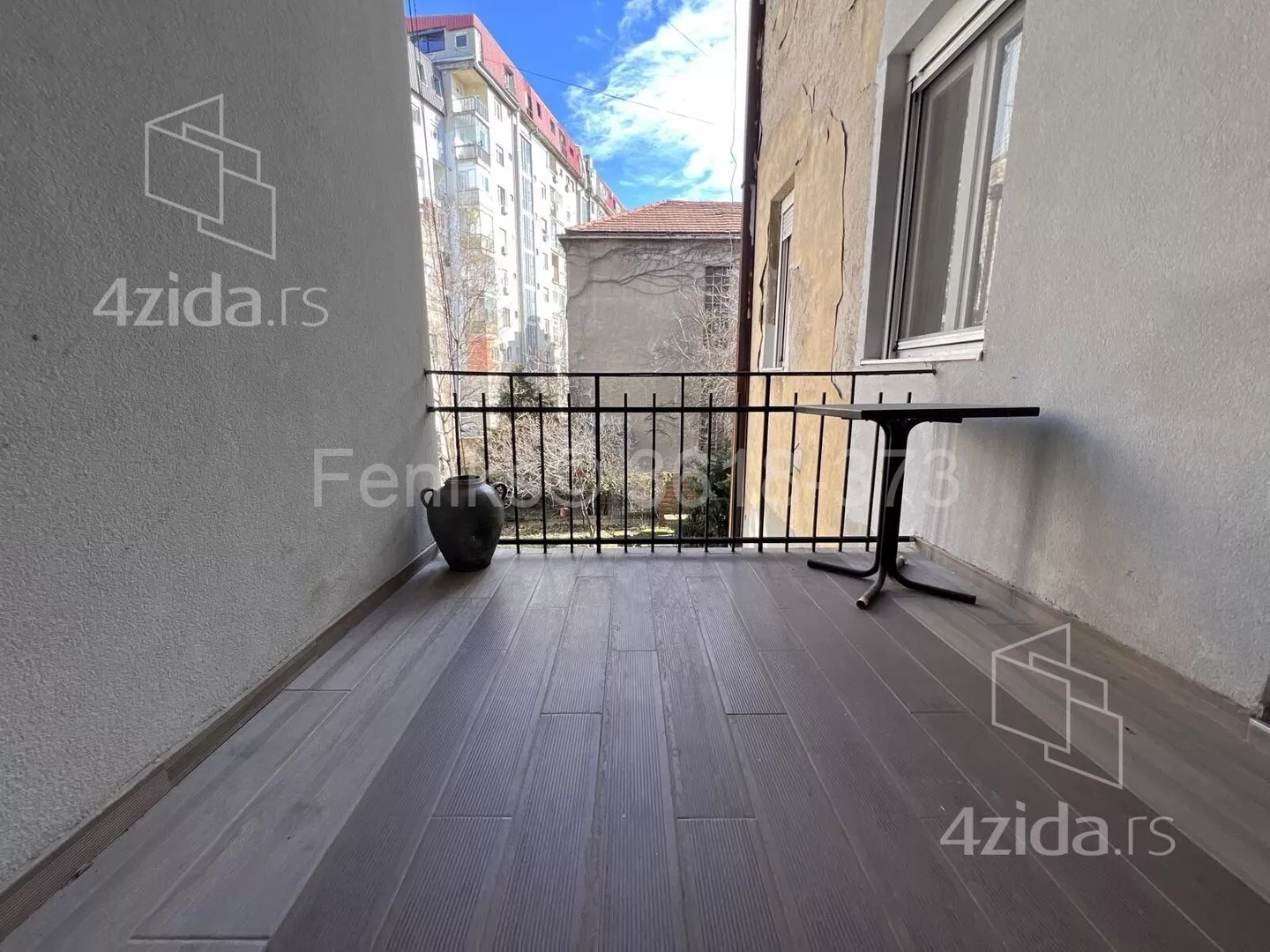 Troiposoban stan | 4zida