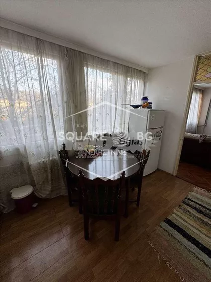 Ustanička | 4zida.rs