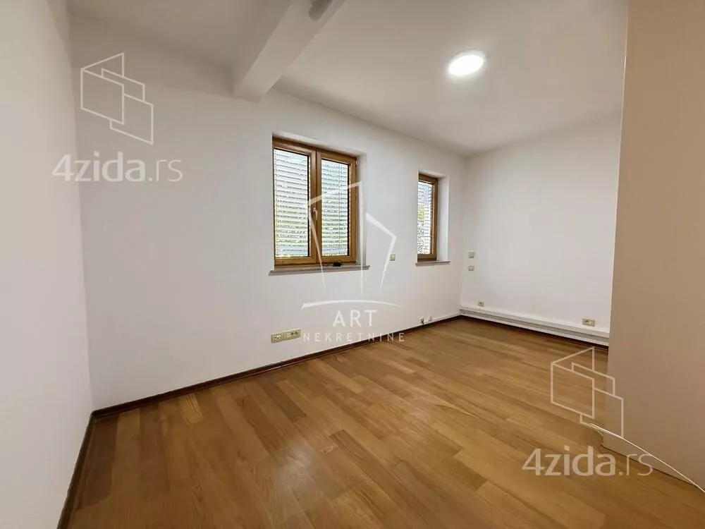 Kancelarija | 4zida