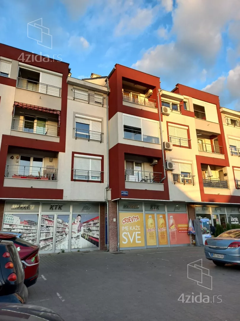 Četvorosoban stan | 4zida