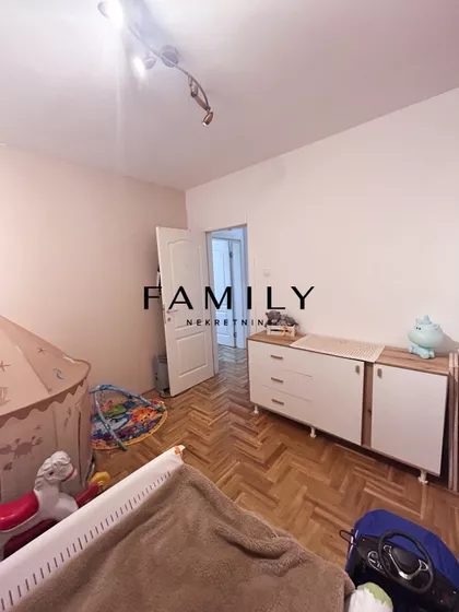 Veternička Rampa | 4zida.rs