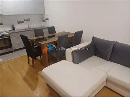 Stepa Stepanović | 4zida.rs