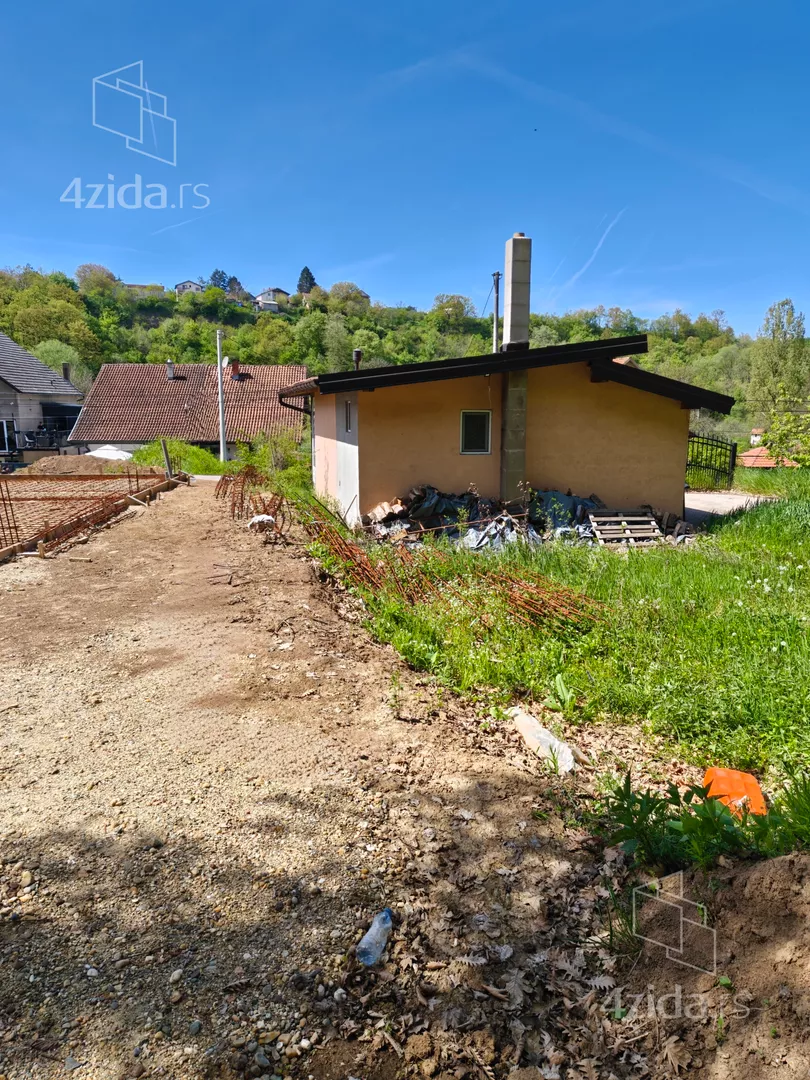 Građevinsko zemljište | 4zida