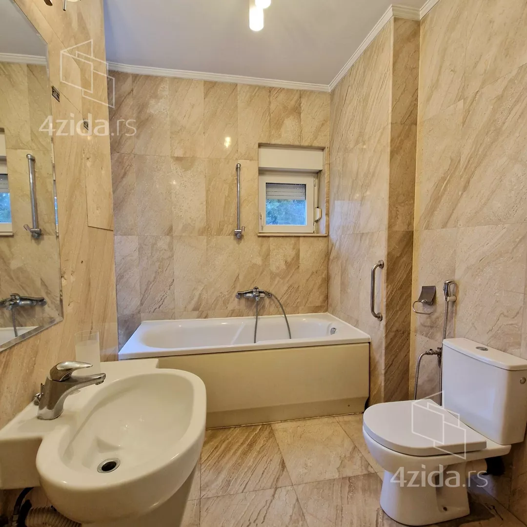 6-etažna kuća | 4zida