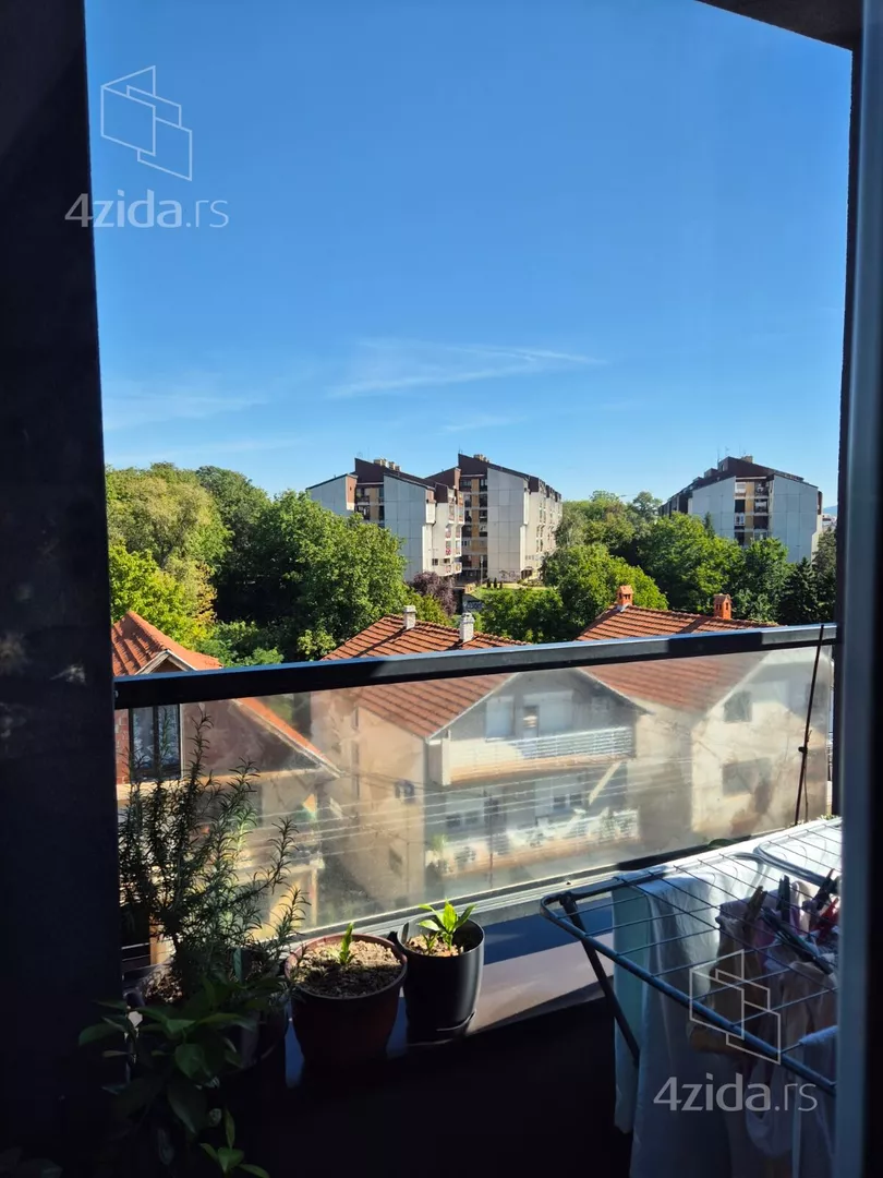 Garsonjera | 4zida