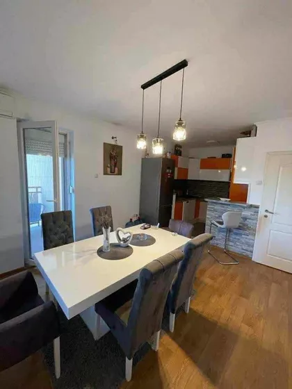 Kertvaroš | 4zida.rs