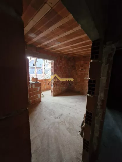 Donji Komren | 4zida.rs