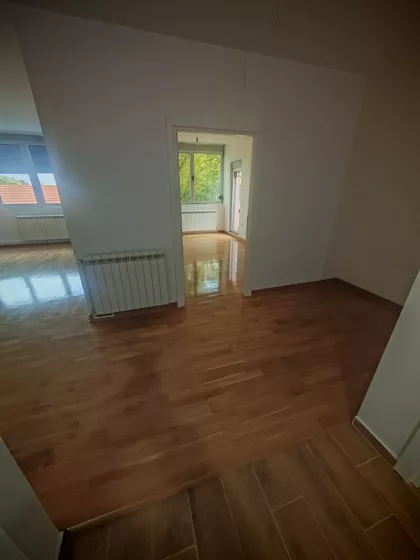 Zagrađe | 4zida.rs