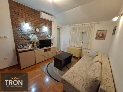 Nemanjina | 4zida.rs