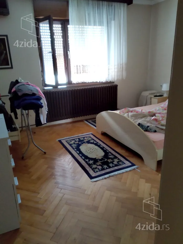 3-etažna kuća | 4zida