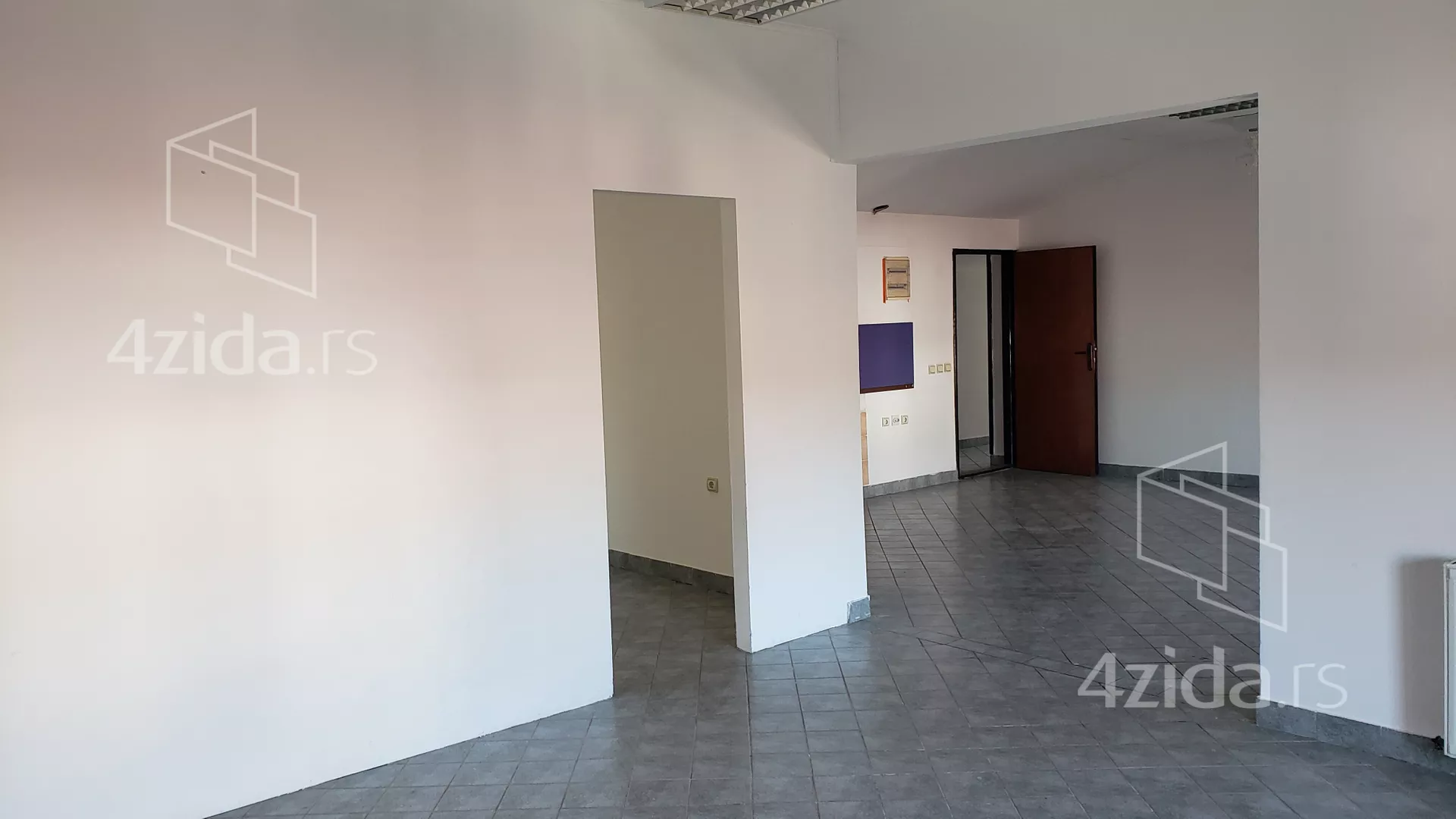 Poslovni prostor | 4zida