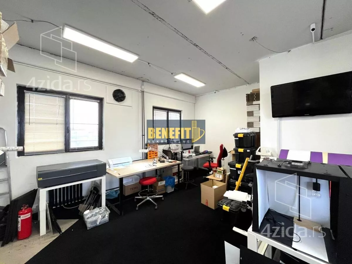 Poslovni prostor | 4zida