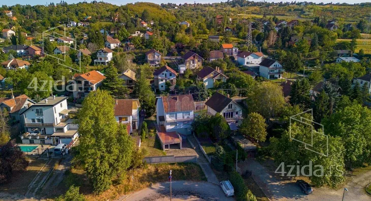 3-etažna kuća | 4zida