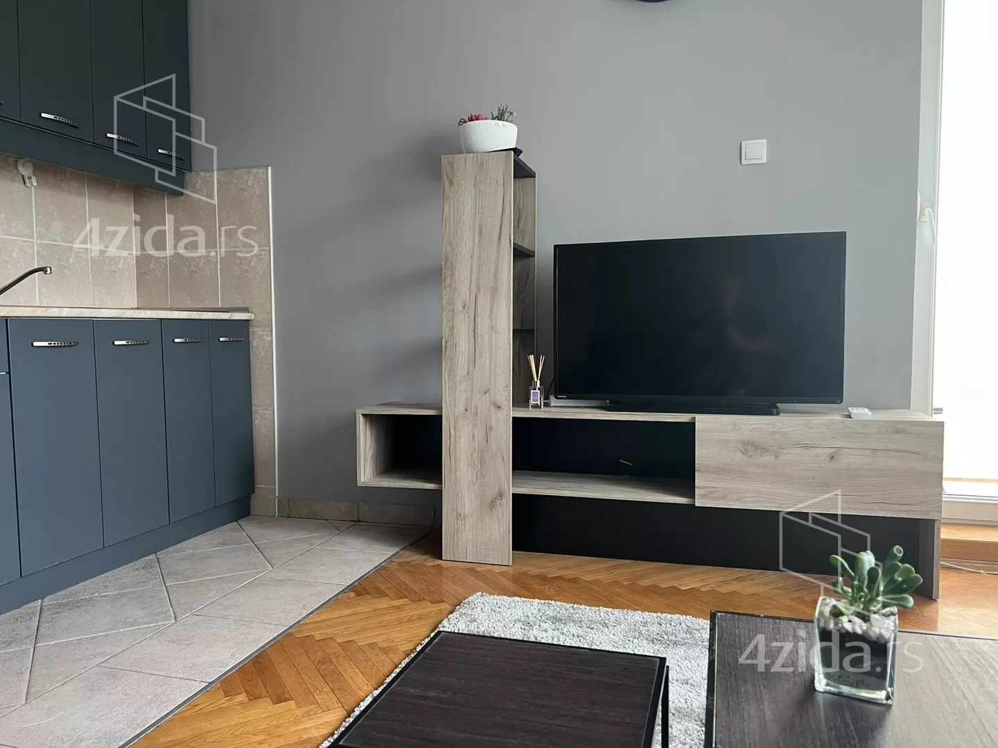 Garsonjera | 4zida