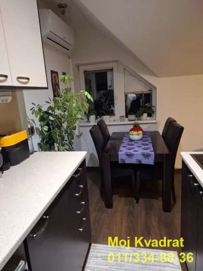 Vere Dimitrijević | 4zida.rs