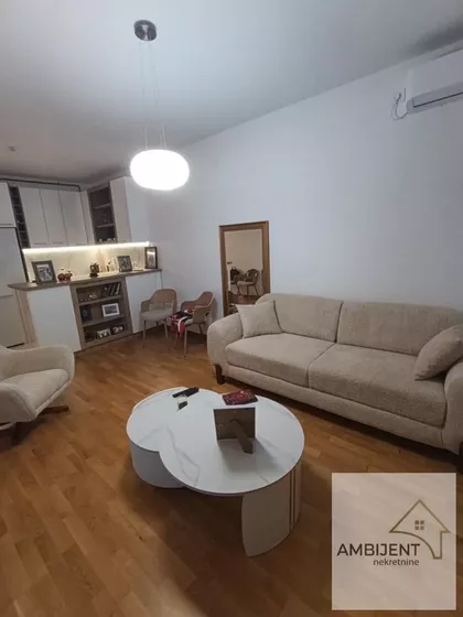 Gradske lokacije | 4zida.rs