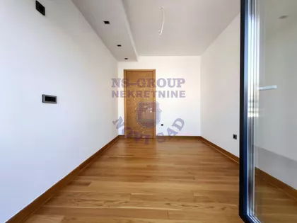 Cara Dušana | 4zida.rs