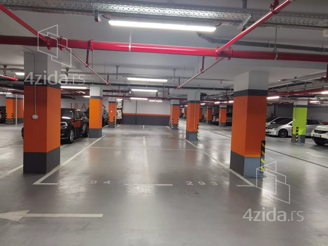 Petosoban stan | 4zida