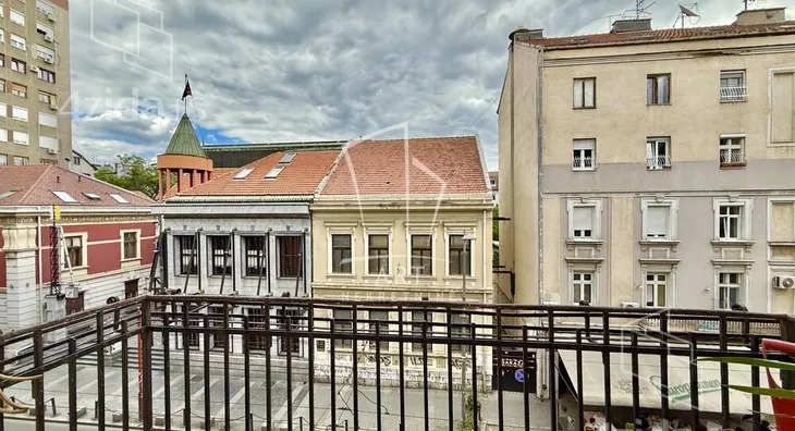 Četvoroiposoban stan | 4zida