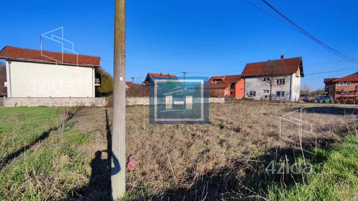 Plac | 4zida