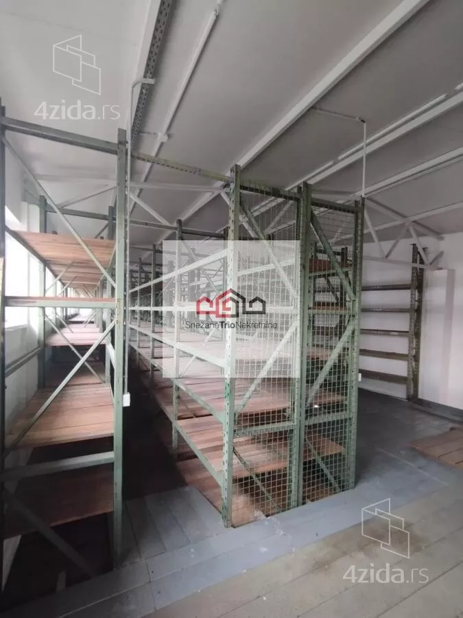 Poslovni prostor | 4zida