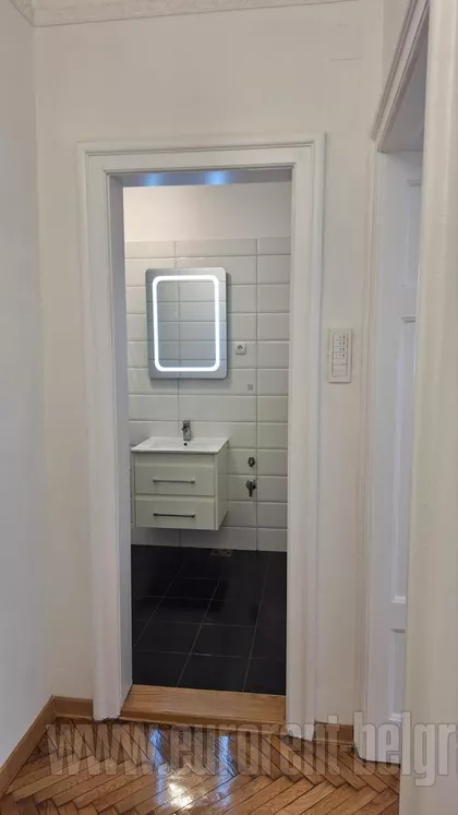 HILANDARSKA OKOLINA | 4zida.rs