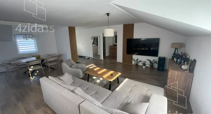 3-etažna kuća | 4zida