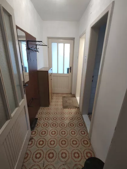 Lovćenac | 4zida.rs