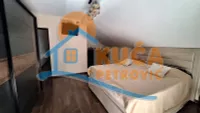 Lokal | 4zida