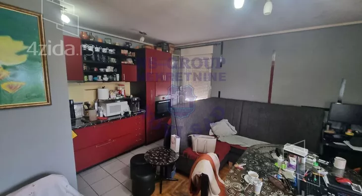 Šestosoban stan | 4zida