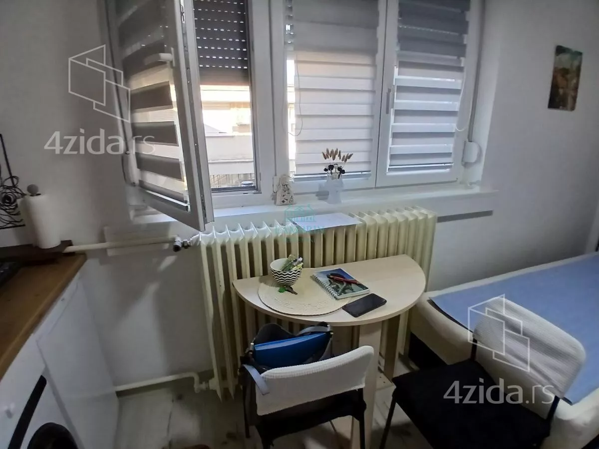 Garsonjera | 4zida
