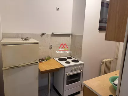 Lasla Gala | 4zida.rs