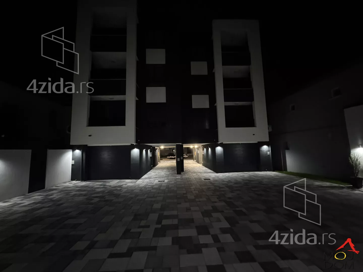 Šestosoban stan | 4zida